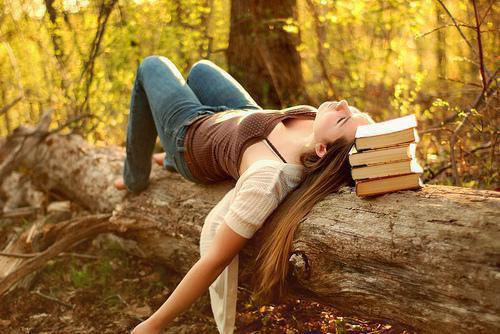 凌峰小说名 黑红顶流？我在恋综划水成首富（无名氏）免费阅读