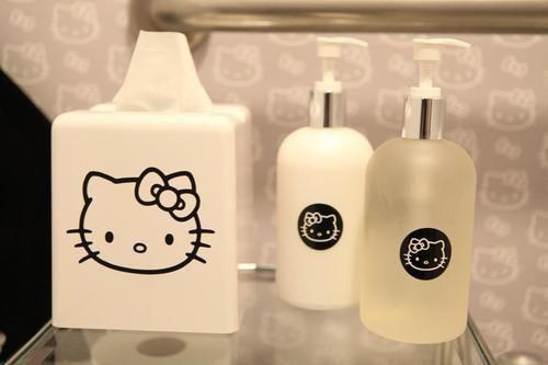 付意欢宋月月小说彩蛋(重回十八岁)震撼上线付意欢宋月月的内心纠葛与转变。