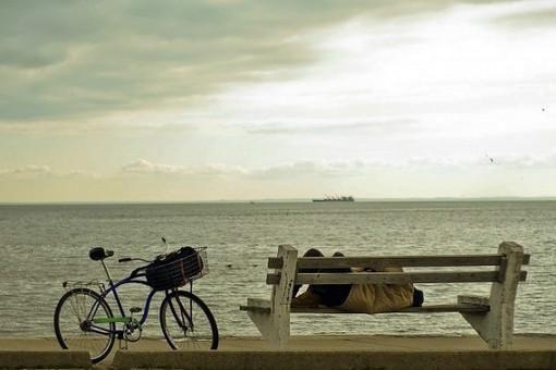 王强白婉最新章节内容 岳母为跳广场舞挖断光纤，全球经济倒退十年笔趣阁最新章节列表