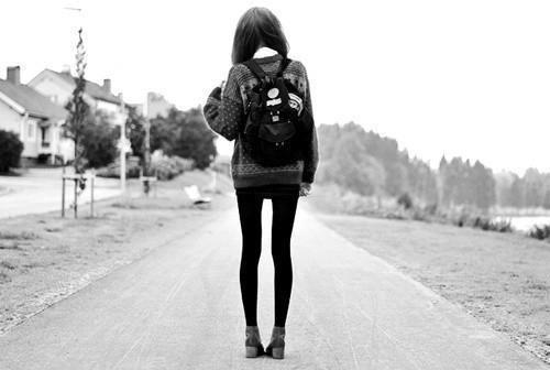 孟千雪胤槿辰叶晴儿什么关系 她似明月照山河未删减小说