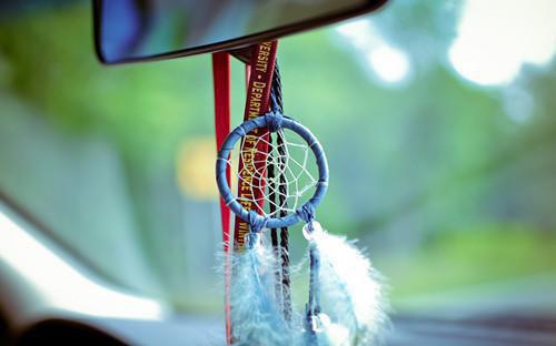 林越王建国是哪部小说 我坐牢点评鬼片,咋就成绝代天师了?小说全文免费