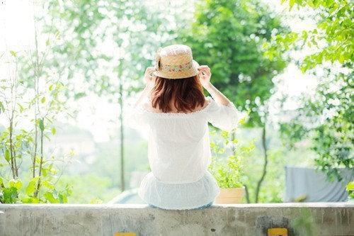 洛幽幽叫什么小说 二版《被无情道首席拒绝后我飞升了》洛幽幽 谢无妄小说