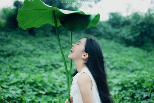 周慕尔霍瑾年小说在线阅读 尔尔：莫莉小说全文免费